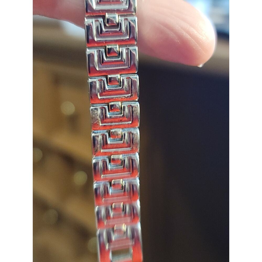 Vintage Women's Claremont Quartz Watch New Battery Works Bracelet Band - Picture 2 of 8